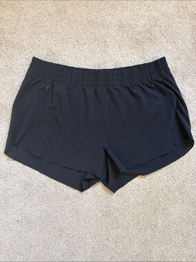 Athleta 3in Hustle Short